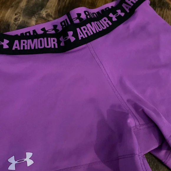 Under Armour Compression Heat Gear Shorts S NWOT - Picture 2 of 4